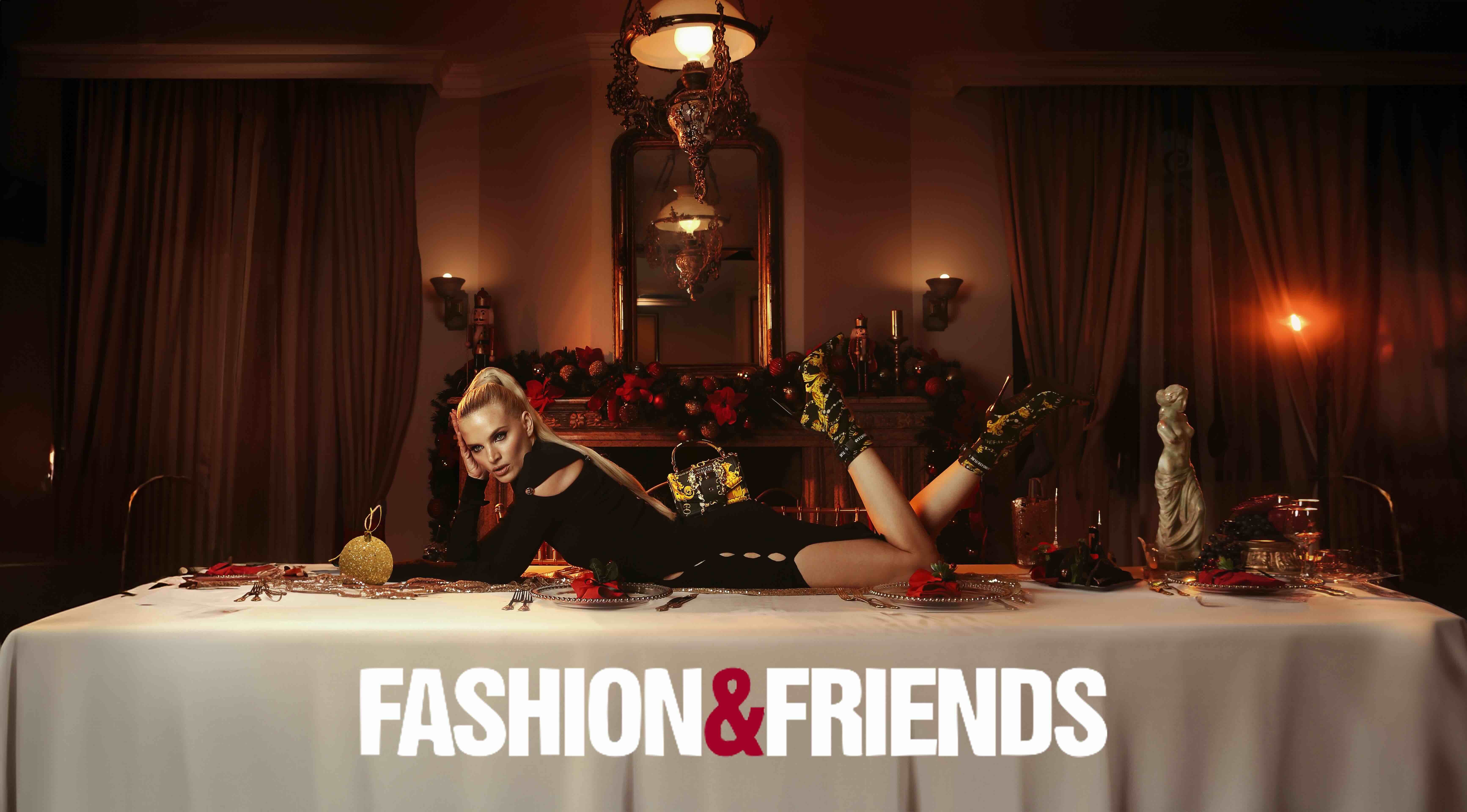 FASHION AND FRIENDS CHRISTMAS — image 7