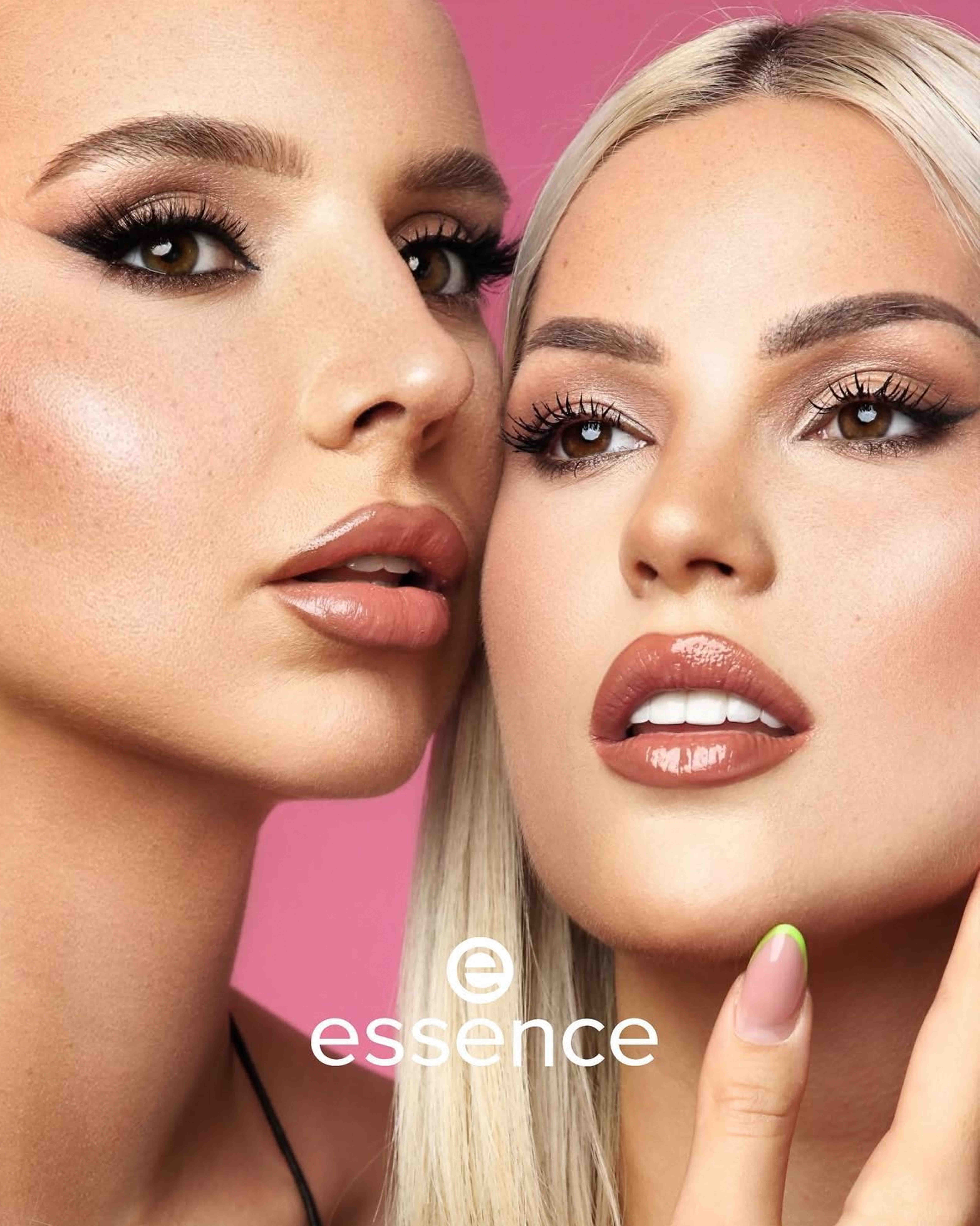 ESSENCE CAMPAIGN — image 1