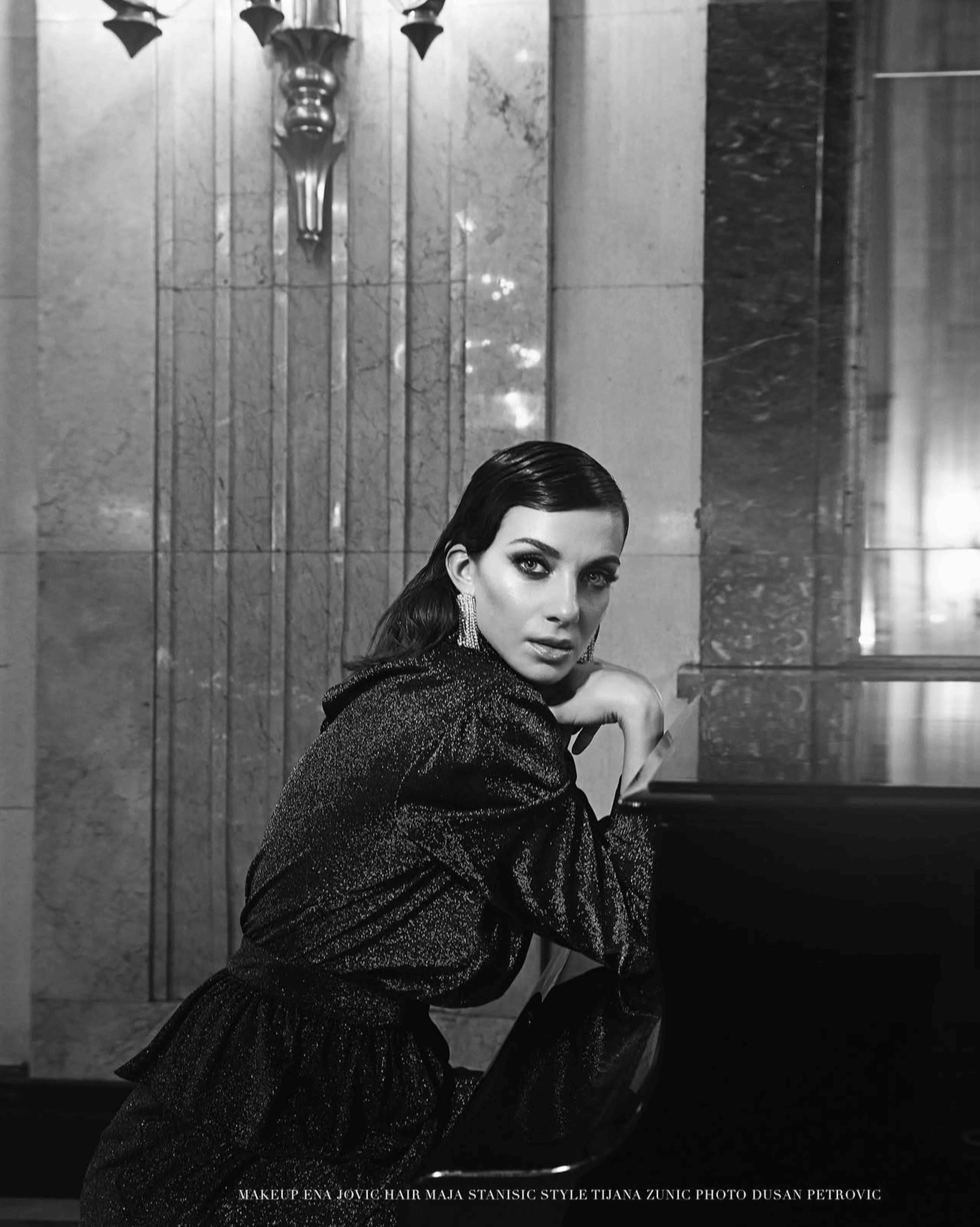 COSMOPOLITAN — image 2