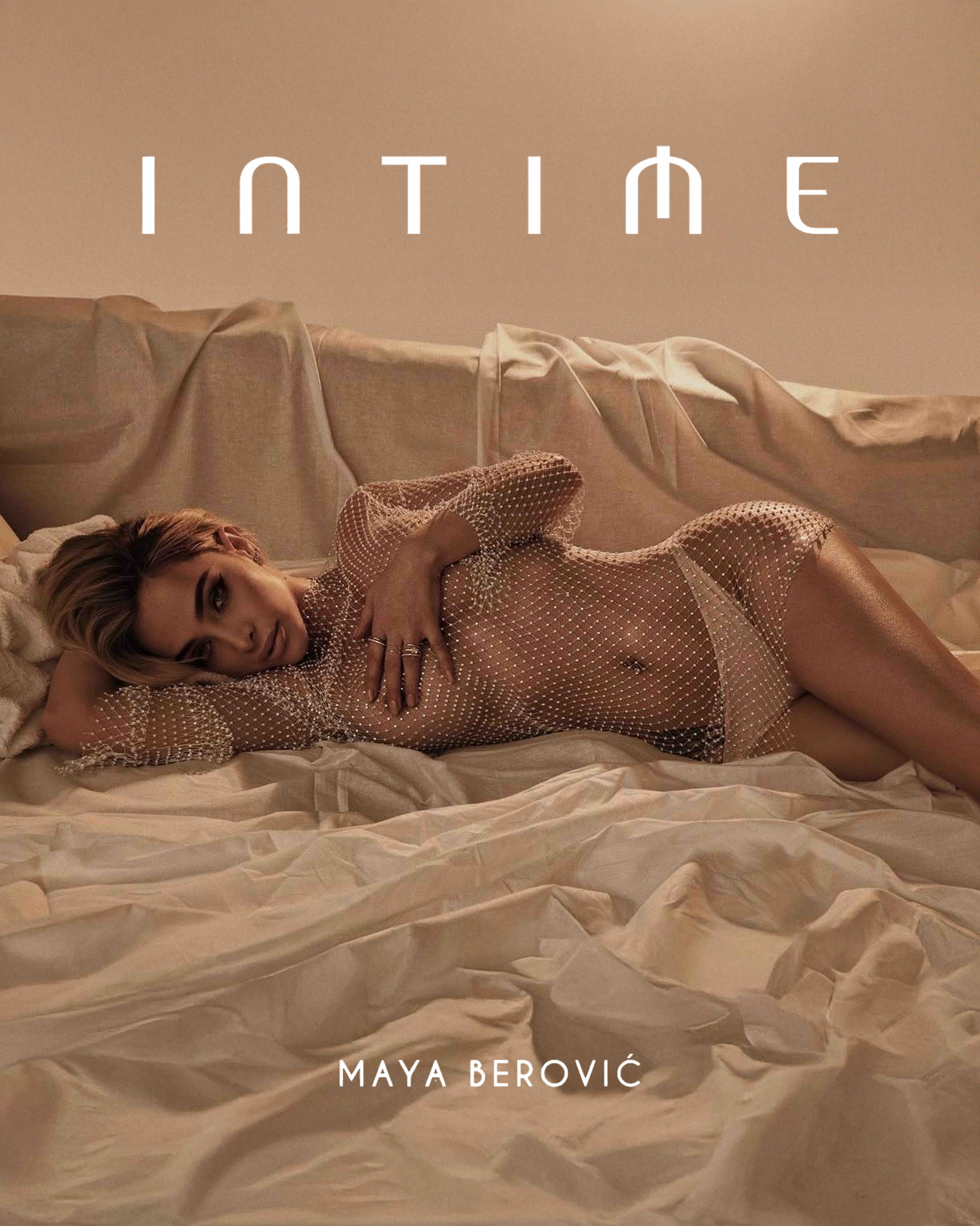 MAYA BEROVIC INTIME — image 1