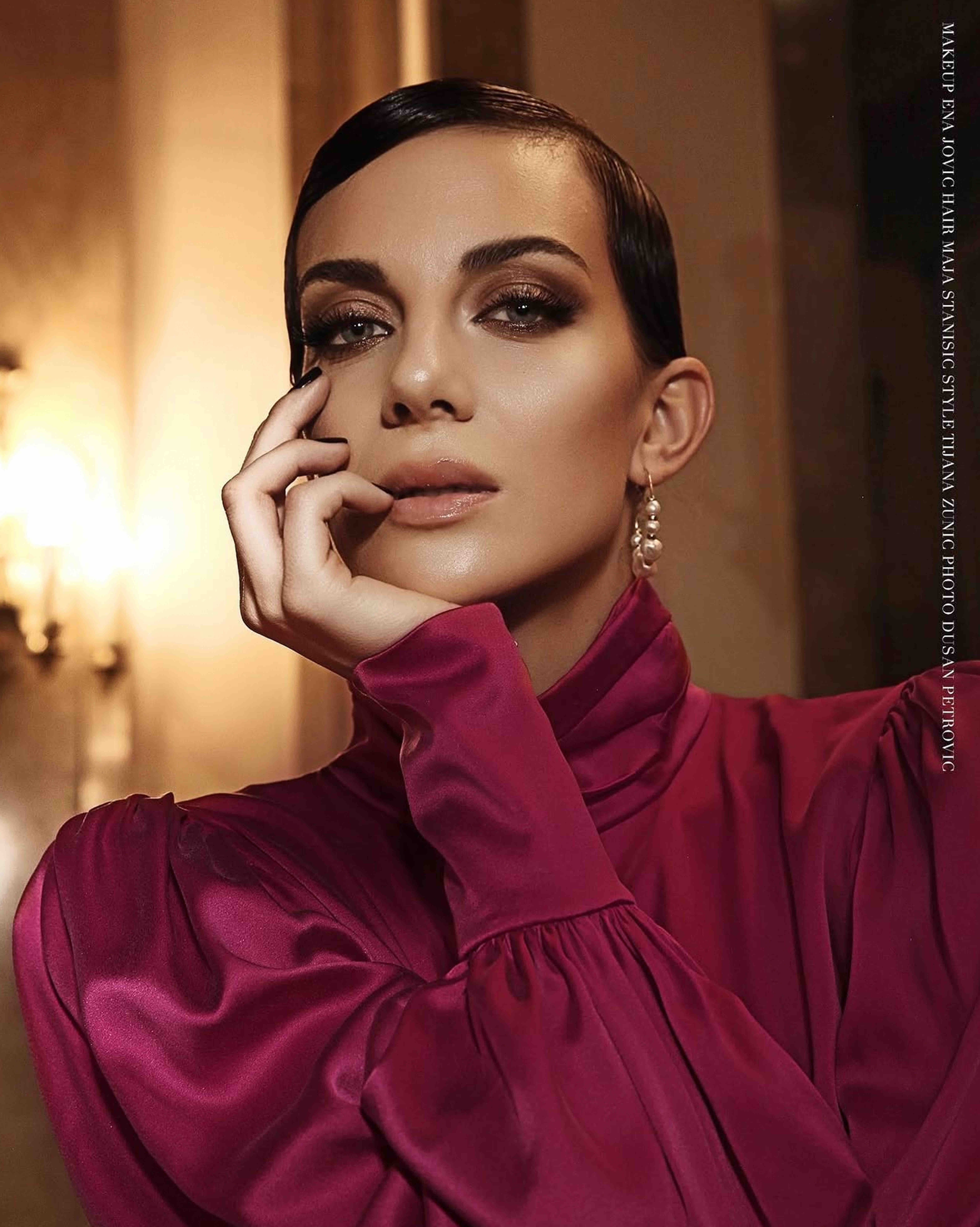 COSMOPOLITAN — image 6