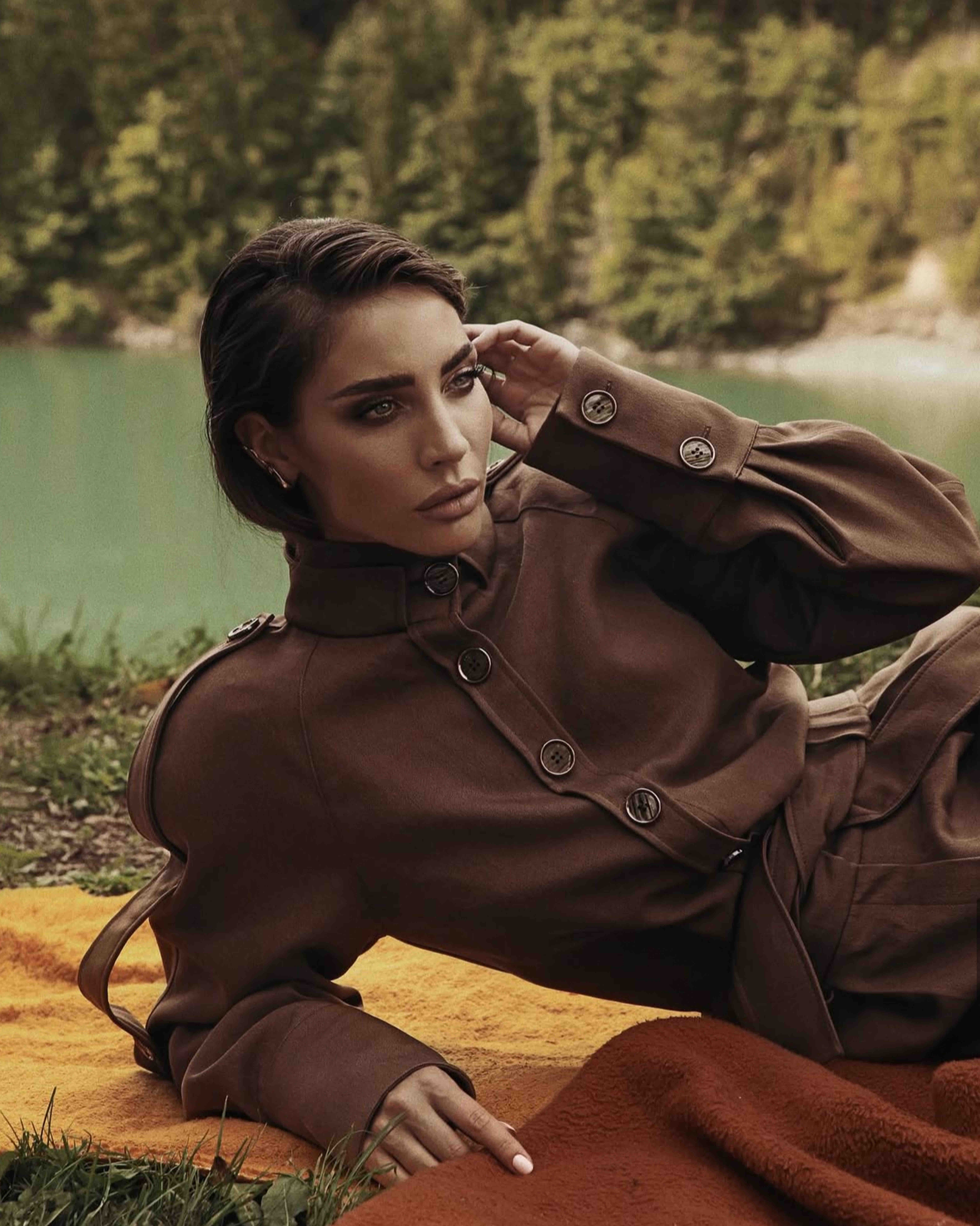 AASHA AUTUMN — image 5